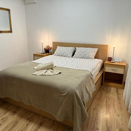 Apartments Vrime 비오그라드나모루 외부 사진