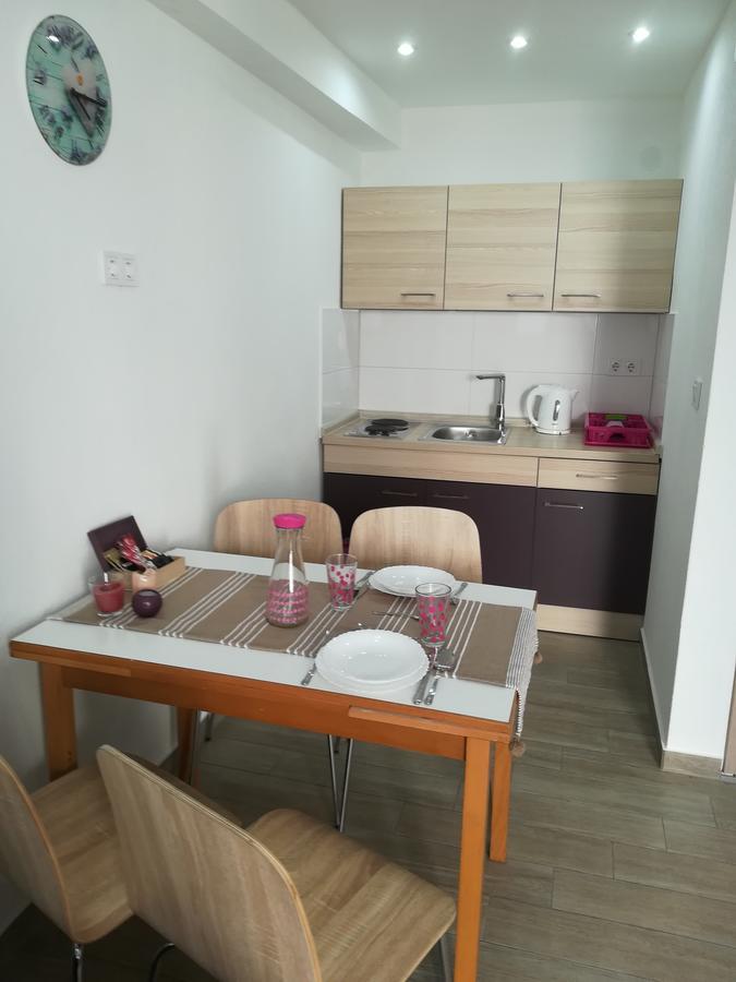 Apartments Vrime 비오그라드나모루 외부 사진