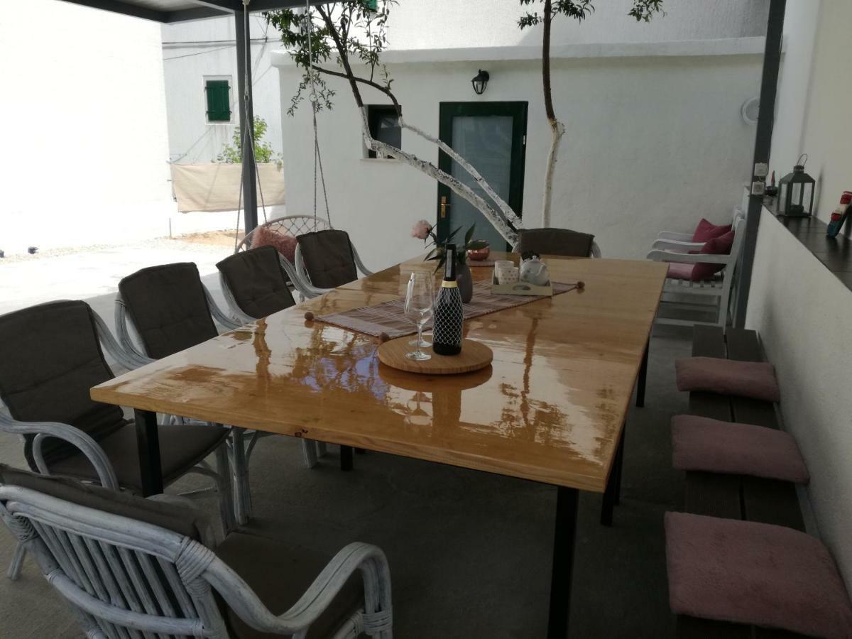 Apartments Vrime 비오그라드나모루 외부 사진