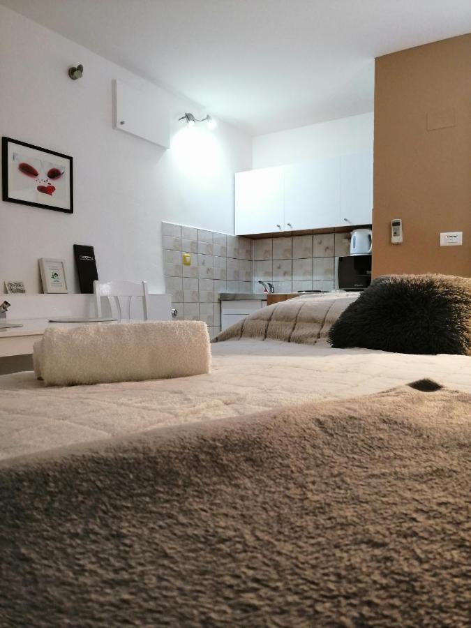 Apartments Vrime 비오그라드나모루 외부 사진